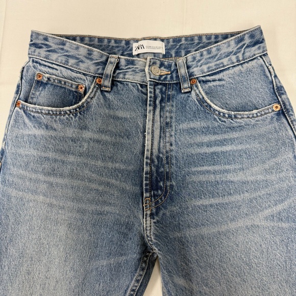 Zara Light Blue Women’s Straight Leg Jeans - Picture 2 of 15
